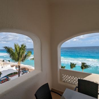 GR Solaris Caribe - View from 6th floor - Ocean facing balcony - Hotels Near Me - Cancún, ROO