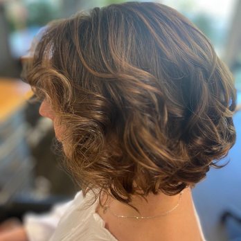 The Workshop Salon - Hair by Mari - Hair Salons Near Me - Lafayette, California