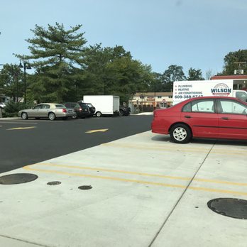Wawa - Ample parking on 3 sides of the store - Convenience Stores Near Me - Bordentown, New Jersey