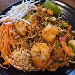 Pad thai.... quite good and very filling portion a little bit too much sauce the Beggars can't be choosers Pad thai.... quite good and very filling portion a little bit too much sauce the Beggars can't be choosers