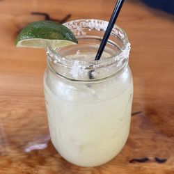 Longhorn Outpost & Barbeque Company - The outpost margarita