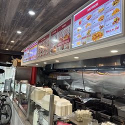 Halal-N-out - Kitchen