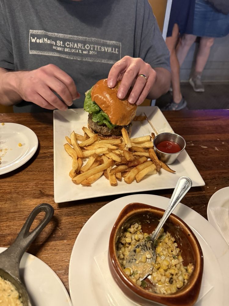 Present Company Public House