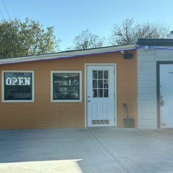Taqueria El Jalapeño - Outside of restaurant - Mexican Near Me - Kyle, Texas Taqueria El Jalapeño - Outside of restaurant - Mexican Near Me - Kyle, Texas