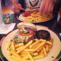Frankie & Benny's - Cheeseburger