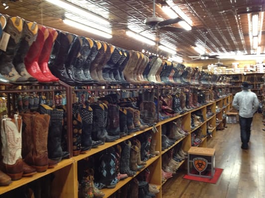 Allens Boots by null