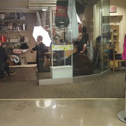 jcp portraits - One small portrait room