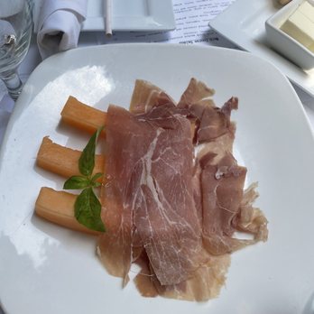 Cafe Via Flora - melon con jamon - Steakhouses Near Me - Palm Beach, Florida