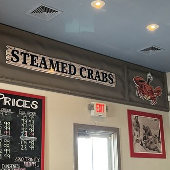Dirty Dick's Crab House - Avon - Inside - Seafood Near Me - Avon, North Carolina Dirty Dick's Crab House - Avon - Inside - Seafood Near Me - Avon, North Carolina