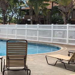 Vinyl Tech & Masonry - Vinyl pool fence