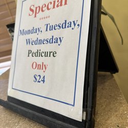 Queen Nail Salon & Spa - Special  pricing.