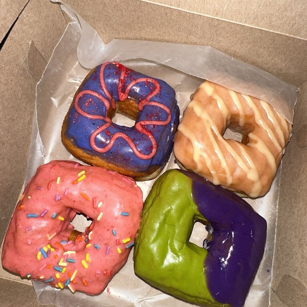 Sweet pea, Liliko'i, Strawberry and Matcha, Ube half and half. Liliko'i and matcha were my favorites of this box a friend blessed me with! Sweet pea, Liliko'i, Strawberry and Matcha, Ube half and half. Liliko'i and matcha were my favorites of this box a friend blessed me with!
