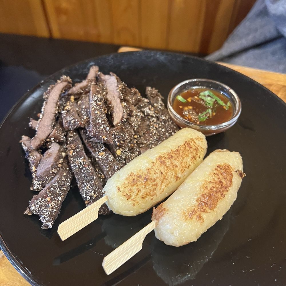 Somtum Der - Beef - Thai Near Me - New York, New York Somtum Der - Beef - Thai Near Me - New York, New York