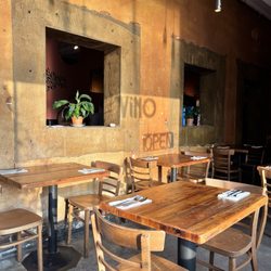 Cocina Vino - Always good time here there Chicken Pot pie is the bomb...