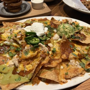 Yard House - Chicken Nachos - New American Near Me - San Jose, California