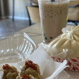 Roasted Oolong Milk Tea with Boba, Steamed Buns, Shumai