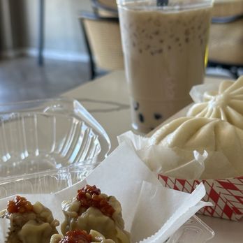 Rare Tea - Roasted Oolong Milk Tea with Boba, Steamed Buns, Shumai - Bubble Tea Near Me - Chandler, Arizona