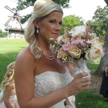 Dorie O’Meara - Make up by Dori Mae - Makeup Artists Near Me Dorie O’Meara - Make up by Dori Mae - Makeup Artists Near Me