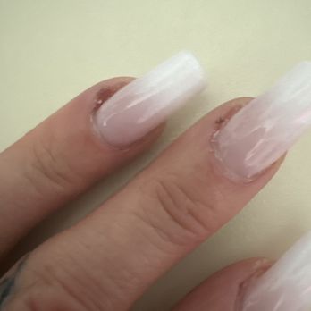 Studio Nail Bar - Cuticles a week after and seeing bad quality grow out - Nail Salons Near Me - Burbank, California