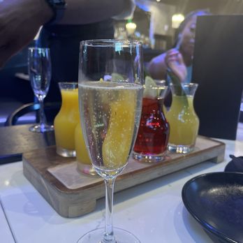 BLK SWAN - Mimosas! - New American Near Me - Baltimore, Maryland BLK SWAN - Mimosas! - New American Near Me - Baltimore, Maryland
