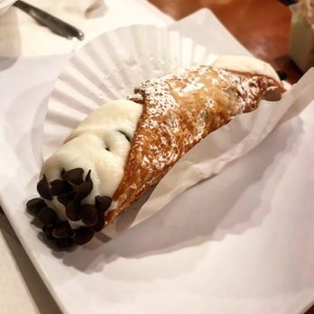 Basilico - Cannoli - Delis Near Me - Fredericksburg, Virginia