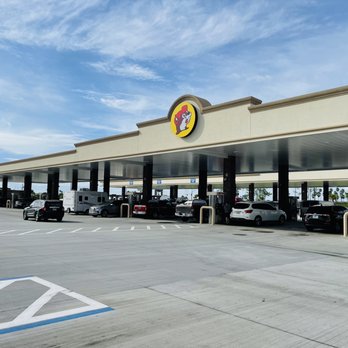 Buc-ee's - So many fuel pumps - Gas Stations Near Me - Daytona Beach, Florida Buc-ee's - So many fuel pumps - Gas Stations Near Me - Daytona Beach, Florida