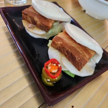 Myers & Chang - Braised pork belly bao - Asian Fusion Near Me - Boston, Massachusetts