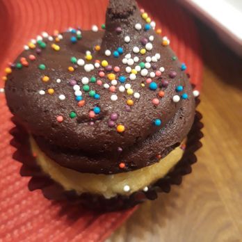 Hapa Bakery - Vanilla Birthday cake - Bakeries Near Me - Brea, California Hapa Bakery - Vanilla Birthday cake - Bakeries Near Me - Brea, California