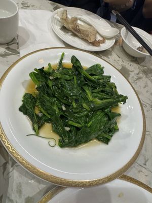 Yunnan Steam Fish Pot by null