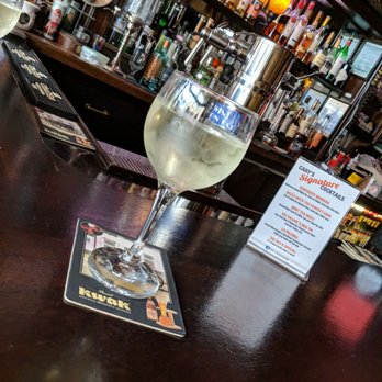 Cary's Lounge - Prosecco special! - Lounges Near Me - Chicago, Illinois
