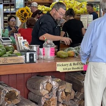 Robert Is Here - Robert is there! - Fruits & Veggies Near Me - Homestead, Florida
