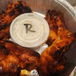 Johnny Tomatoes Pizza - Buffalo Wings