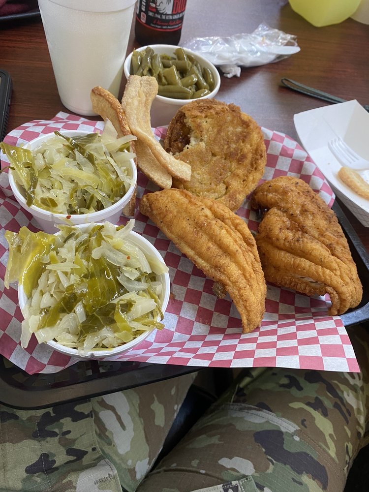 Woodard Family BBQ & Grill