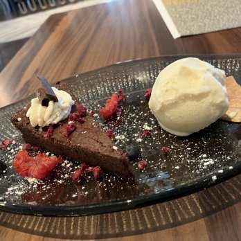 Mélange - Flourless chocolate cake with vanilla bean ice cream/gelato - - Breakfast & Brunch Near Me - Arcadia, California Mélange - Flourless chocolate cake with vanilla bean ice cream/gelato - - Breakfast & Brunch Near Me - Arcadia, California