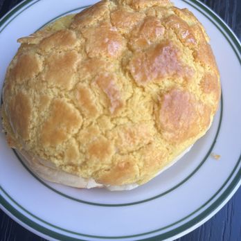 Georgie's - Pineapple bun - Hong Kong Style Cafe Near Me - New York, New York