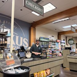 Friendly cashiers, big tobacco selection.