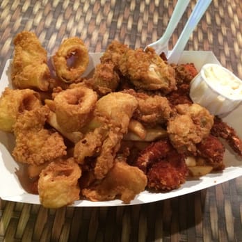 Jeremy's Ale House - Fried jumbo (calamari, oysters, and Cajun shrimp) and fries - Seafood Near Me - Freeport, New York Jeremy's Ale House - Fried jumbo (calamari, oysters, and Cajun shrimp) and fries - Seafood Near Me - Freeport, New York