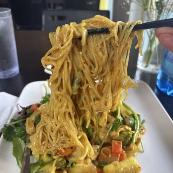 Rajanee Thai Haleiwa - Yellow curry noodles - Thai Near Me - Haleiwa, Hawaii Rajanee Thai Haleiwa - Yellow curry noodles - Thai Near Me - Haleiwa, Hawaii