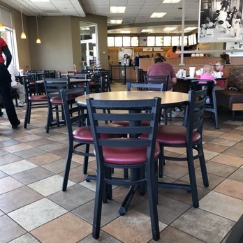 Chick-fil-A - ows a restaurant with tables and chairs - Fast Food Near Me - Millington, Tennessee Chick-fil-A - ows a restaurant with tables and chairs - Fast Food Near Me - Millington, Tennessee