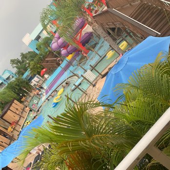 Flamingo Waterpark Resort - Resorts Near Me - Kissimmee, Florida Flamingo Waterpark Resort - Resorts Near Me - Kissimmee, Florida