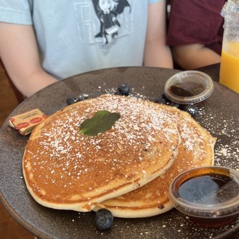 Lost Parrot Cafe - Blueberry Pancakes - Breakfast & Brunch Near Me - South Pasadena, California Lost Parrot Cafe - Blueberry Pancakes - Breakfast & Brunch Near Me - South Pasadena, California
