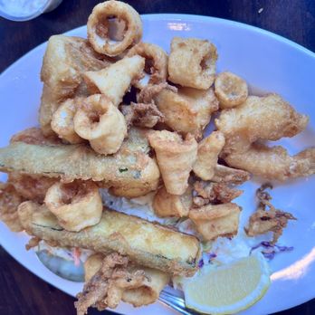 Barbara's Fishtrap - Mini Fishtrap Tempura (5/5) - Seafood Near Me - Half Moon Bay, California