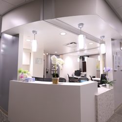Trong B Nguyen, MD - Front Desk