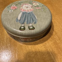 Cookie tin.