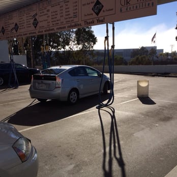 Jiffy Lube - Prius being vacuumed - Auto Repair Near Me - Carlsbad, California Jiffy Lube - Prius being vacuumed - Auto Repair Near Me - Carlsbad, California