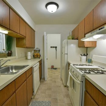 Windemere Apartments - Kitchen - Apartments Near Me - Farmington Hills, Michigan Windemere Apartments - Kitchen - Apartments Near Me - Farmington Hills, Michigan