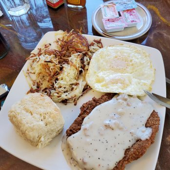 The In Place - Chicken Fried Steak. It was decent. - American Near Me - Forks, Washington