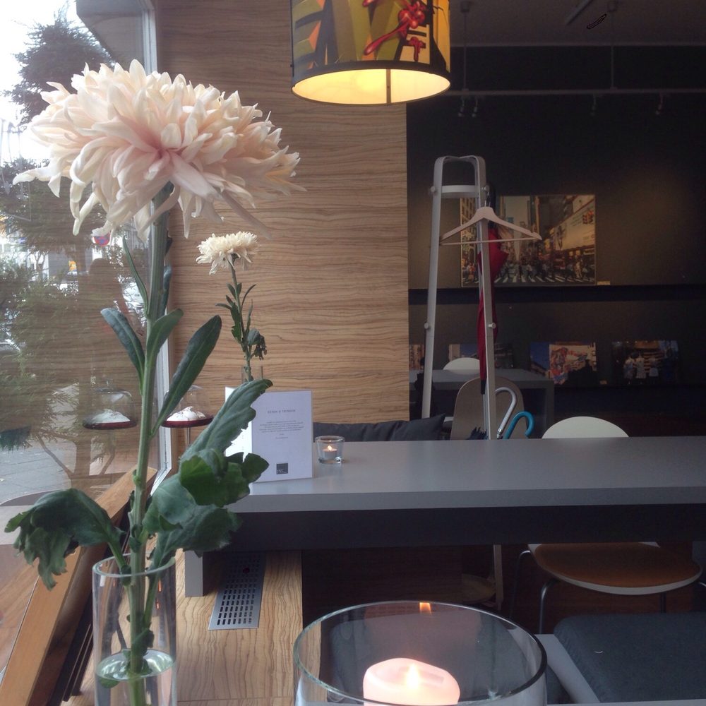 PYC Cheesecake & Gallery - Great atmosphere! - Cafes Near Me - Dusseldorf, NW