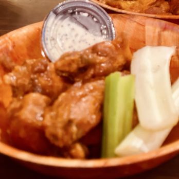 Wings Plus - 6 Wings - Chicken Wings Near Me - Coral Springs, Florida