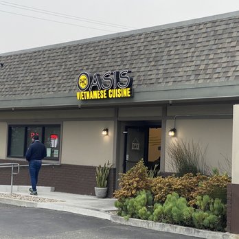 Oasis Vietnamese Cuisine - Front of the restaurant - Vietnamese Near Me - Pacifica, California Oasis Vietnamese Cuisine - Front of the restaurant - Vietnamese Near Me - Pacifica, California